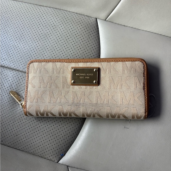 Michael Kors Handbags - Michael Kors Beige and Brown Wallet